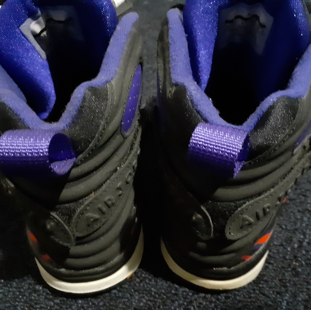 Jordan 8 - Picture 2 of 3